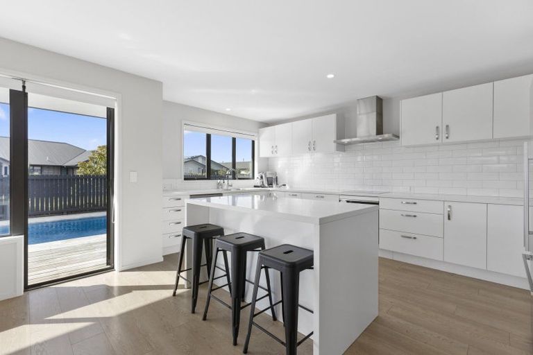 Photo of property in 2 Pimelea Street, Papamoa Beach, Papamoa, 3118