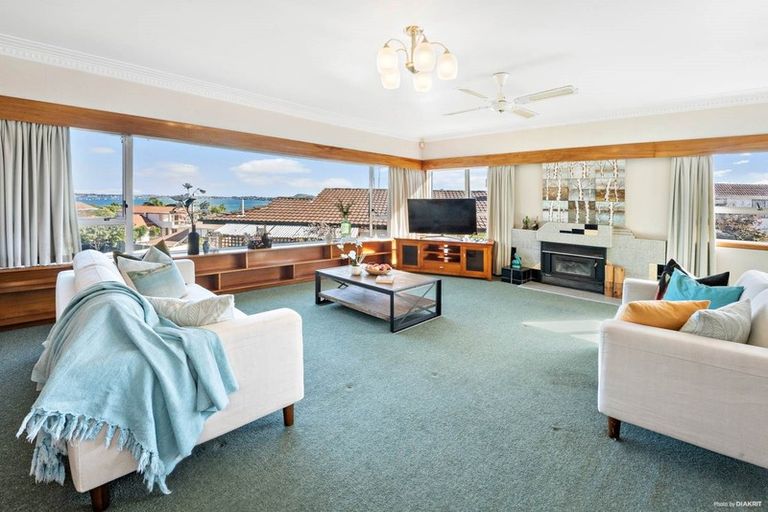Photo of property in 30 Devon Road, Bucklands Beach, Auckland, 2012