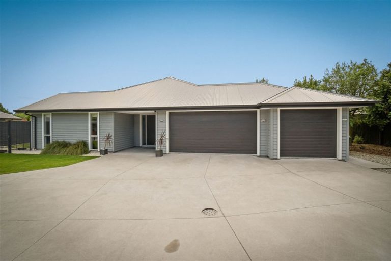 Photo of property in 8c Manor Drive, Rolleston, 7614