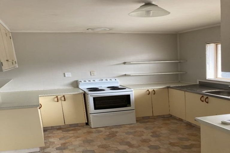 Photo of property in 1/10 Dublin Street, Pukekohe, 2120