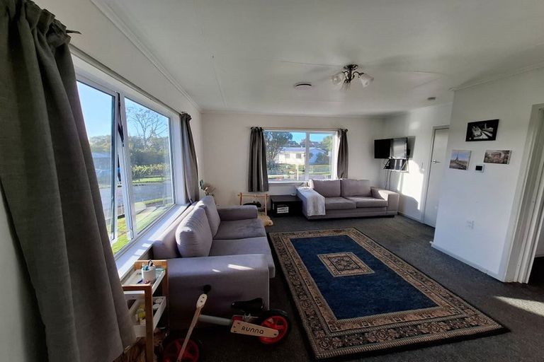 Photo of property in 53 Mould Street, Waitara, 4320