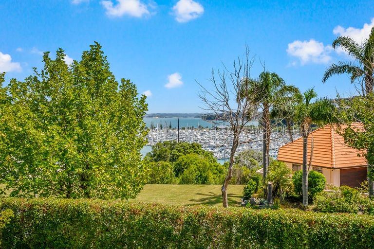 Photo of property in 51 Voyager Drive, Gulf Harbour, Whangaparaoa, 0930
