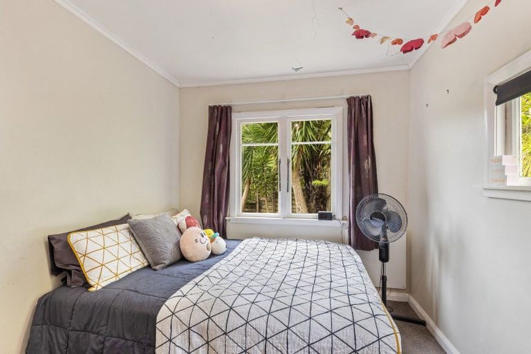 Photo of property in 23a Thames Street, Welbourn, New Plymouth, 4310