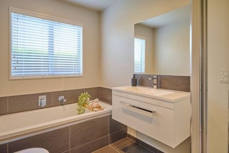 Photo of property in 38 Greenaway Street, Halswell, Christchurch, 8025