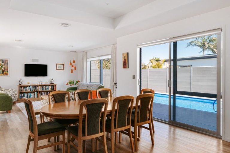 Photo of property in 15 Maria Tini Drive, Papamoa Beach, Papamoa, 3118