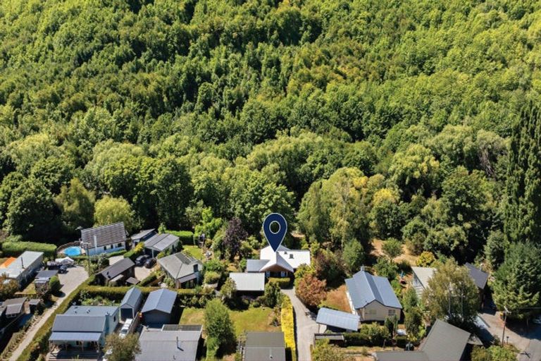 Photo of property in 23 Criterion Street, Arrowtown, 9302