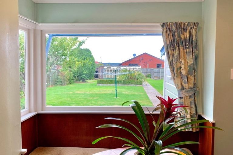 Photo of property in 37 Oxford Street, South Dunedin, Dunedin, 9012