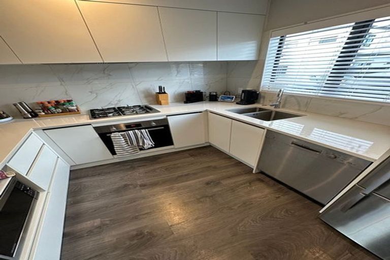 Photo of property in 1d Tarras Road, Kumeu, 0810