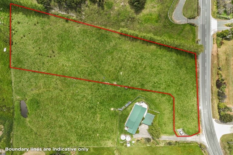 Photo of property in 2212 Cove Road, Mangawhai, 0573