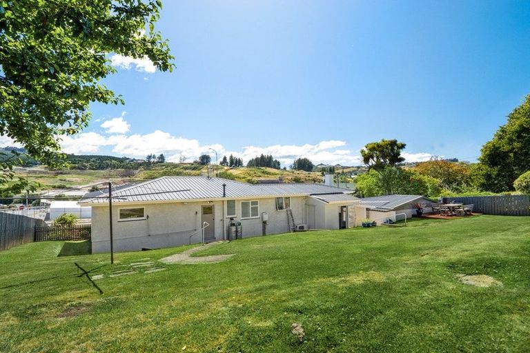 Photo of property in 116a Main South Road, Green Island, Dunedin, 9018