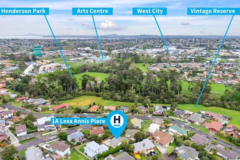 Photo of property in 1a Lesa Annis Place, Henderson, Auckland, 0612