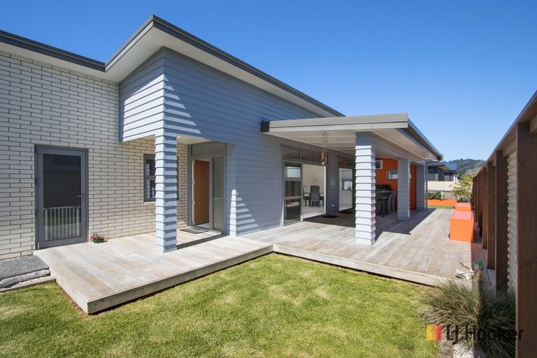 Photo of property in 48 Hanlen Avenue, Waihi Beach, 3611