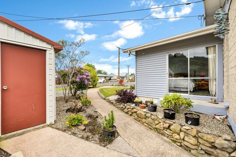 Photo of property in 9 Constant Street, Sawyers Bay, Port Chalmers, 9023