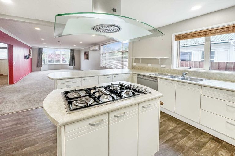 Photo of property in 16 Mackenzie Avenue, Woolston, Christchurch, 8023