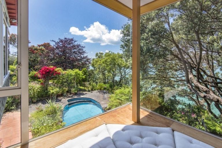 Photo of property in 128a Vauxhall Road, Narrow Neck, Auckland, 0624