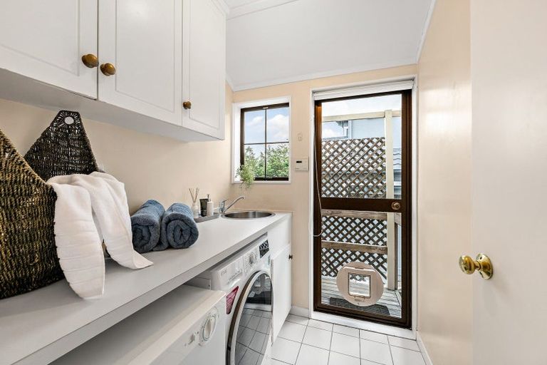 Photo of property in 25 Satara Crescent, Khandallah, Wellington, 6035