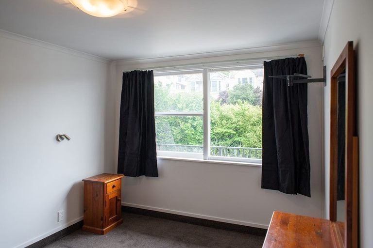 Photo of property in 77 Manor Place, Dunedin Central, Dunedin, 9016