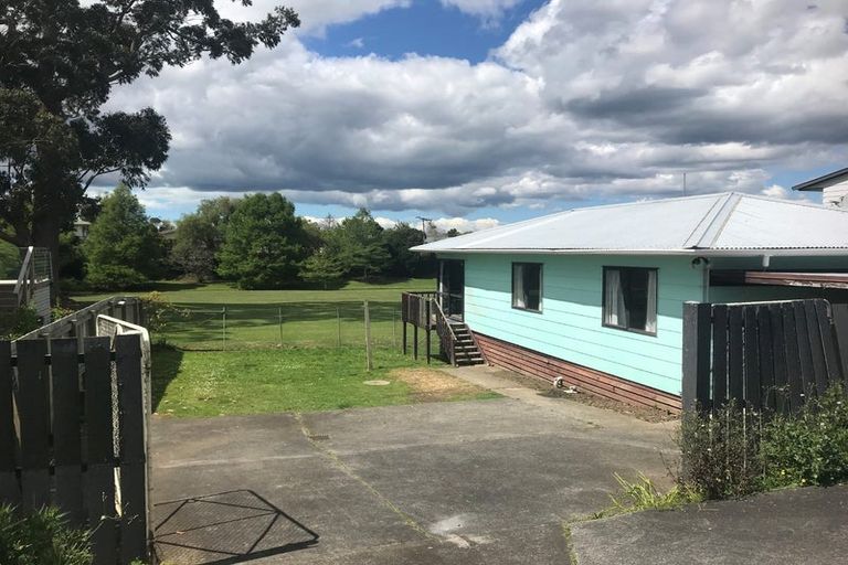 Photo of property in 2/27 Christmas Road, Manurewa, Auckland, 2102