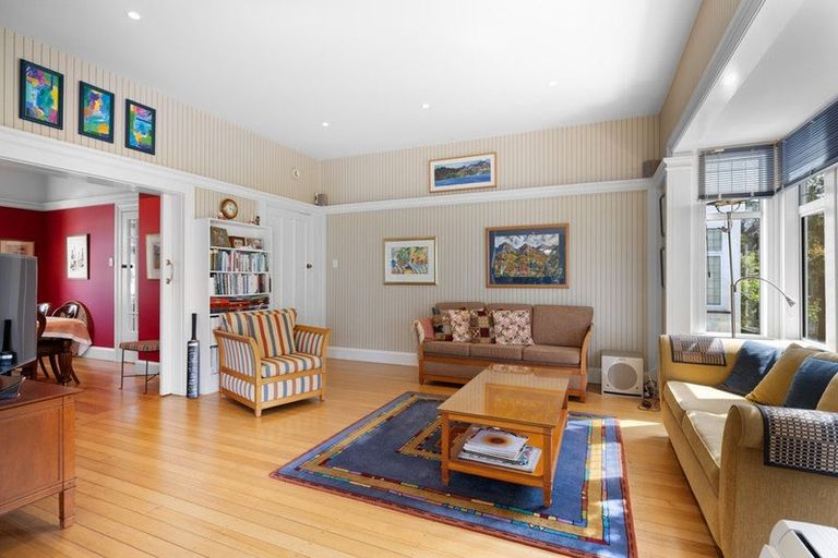 Photo of property in 151 Hackthorne Road, Cashmere, Christchurch, 8022