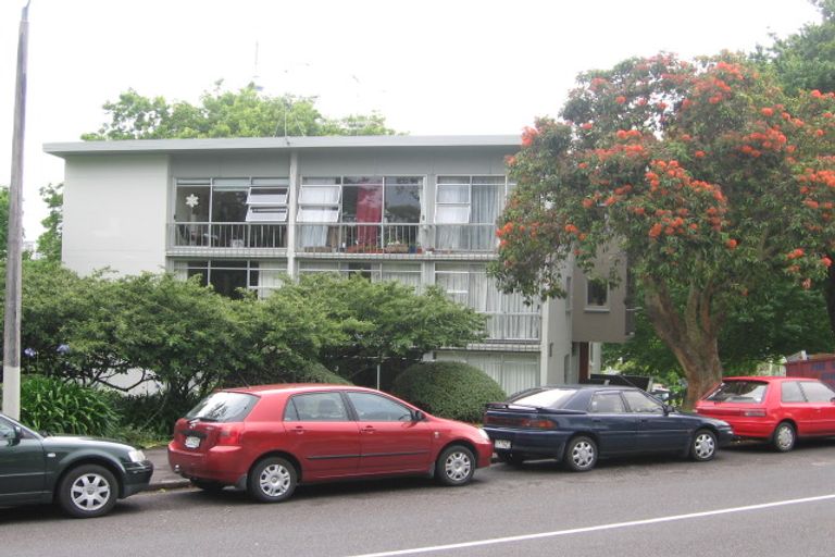 Photo of property in 2/87 Beresford Street West, Freemans Bay, Auckland, 1011