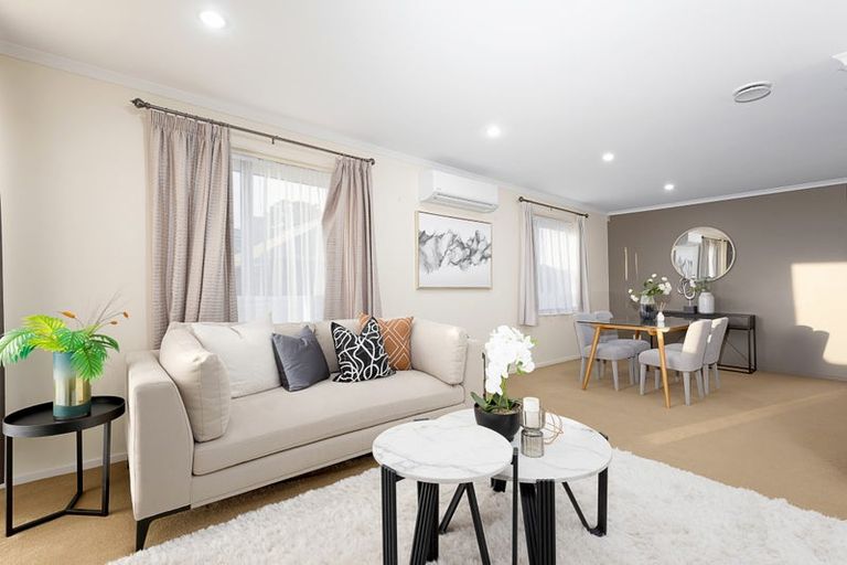 Photo of property in 23 Anna Lane, Glen Eden, Auckland, 0602
