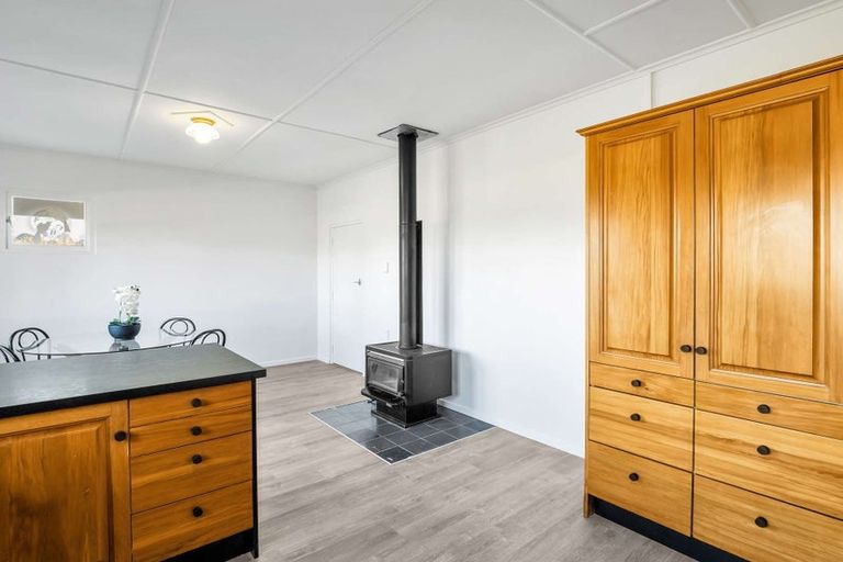 Photo of property in 33 Burns Street, Tawhero, Whanganui, 4501