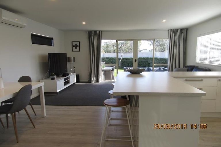 Photo of property in 40 Dover Street, St Albans, Christchurch, 8014
