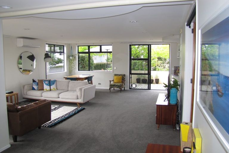 Photo of property in 1/13 Sylvan Park Avenue, Milford, Auckland, 0620