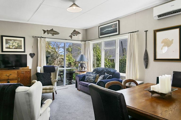 Photo of property in 43 Chesham Avenue, Waipahihi, Taupo, 3330