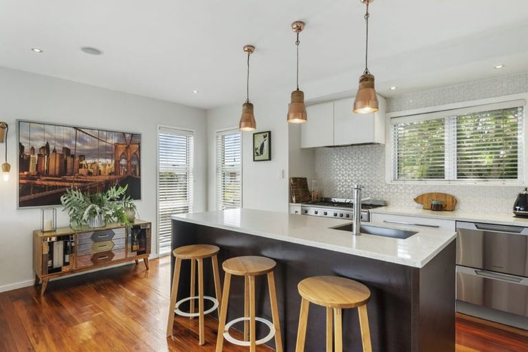 Photo of property in 8 Willow Avenue, Birkenhead, Auckland, 0626