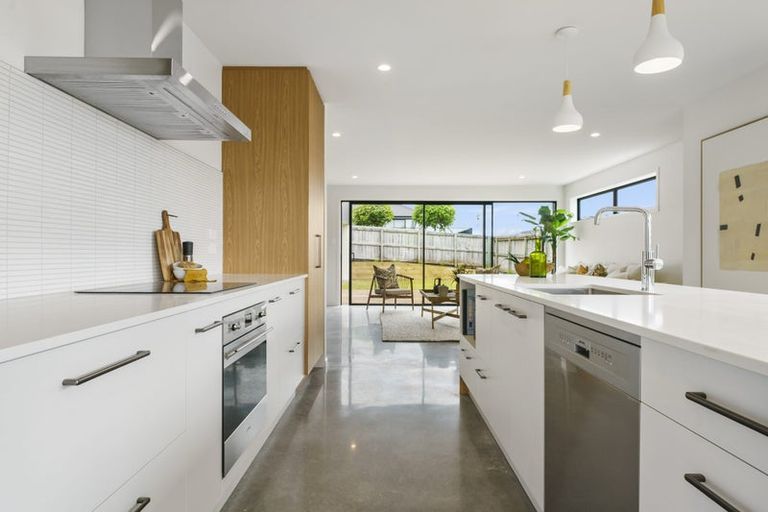 Photo of property in 7 Kayelene Place, Omokoroa, 3114