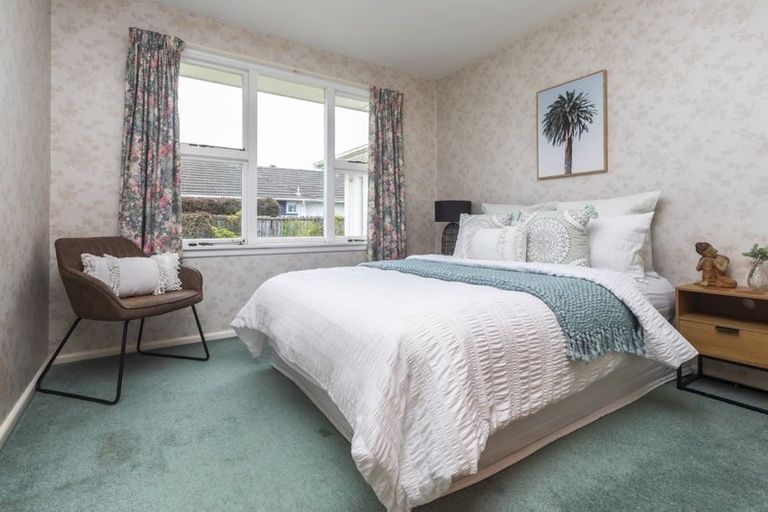 Photo of property in 61 Westburn Terrace, Burnside, Christchurch, 8041