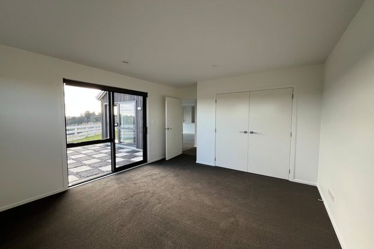 Photo of property in 6 Redfern Way, Pyes Pa, 3112