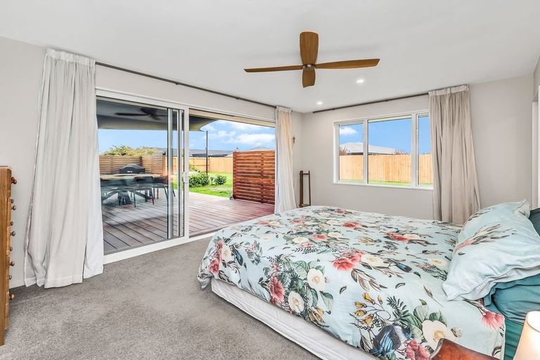 Photo of property in 30 Burnham School Road, Rolleston, 7614