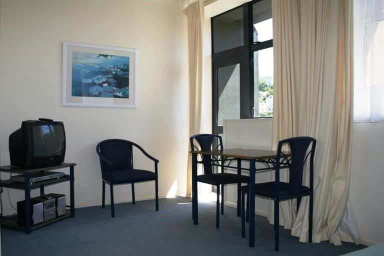 Photo of property in Terrace Garden Apartments, 6c/120 The Terrace, Wellington Central, Wellington, 6011