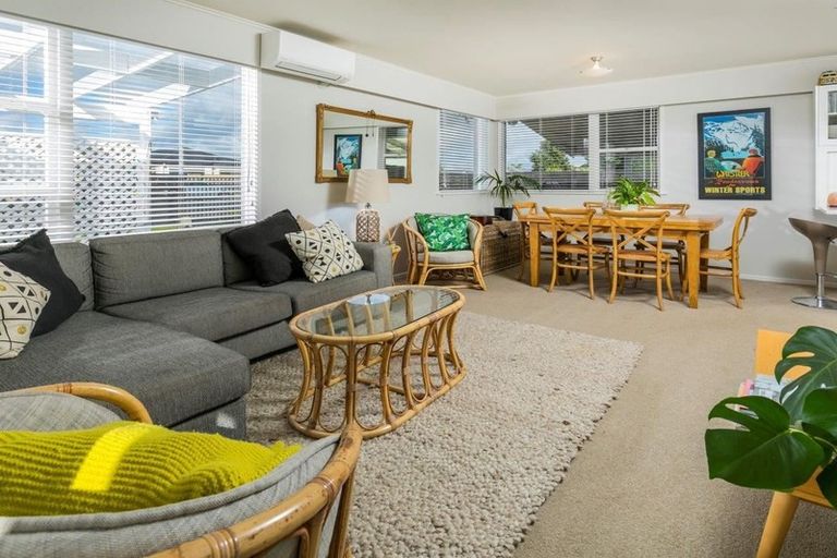 Photo of property in 2a Elizabeth Street, Orewa, 0931