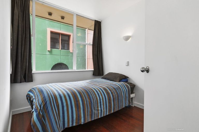 Photo of property in Terrace Tower Apartments, 1b/126 The Terrace, Wellington Central, Wellington, 6011