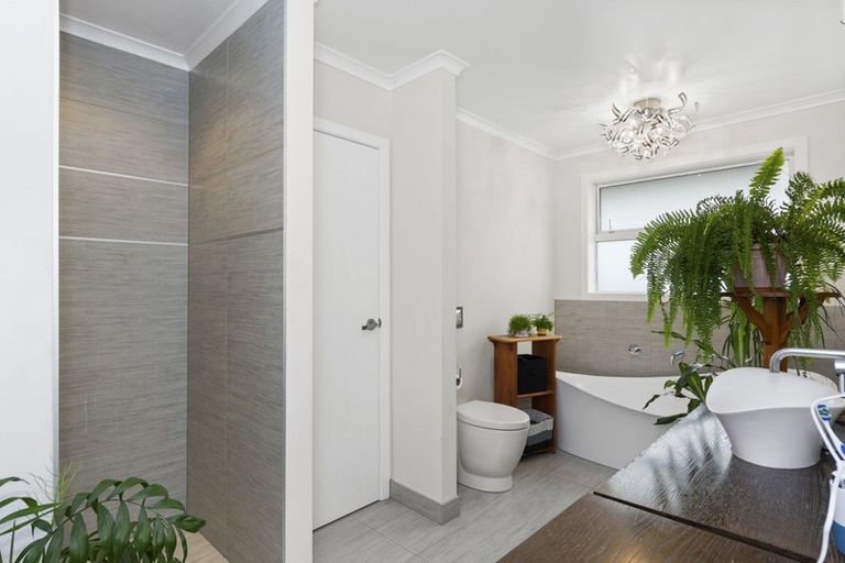 Photo of property in 29 Kohekohe Road, Papamoa Beach, Papamoa, 3118