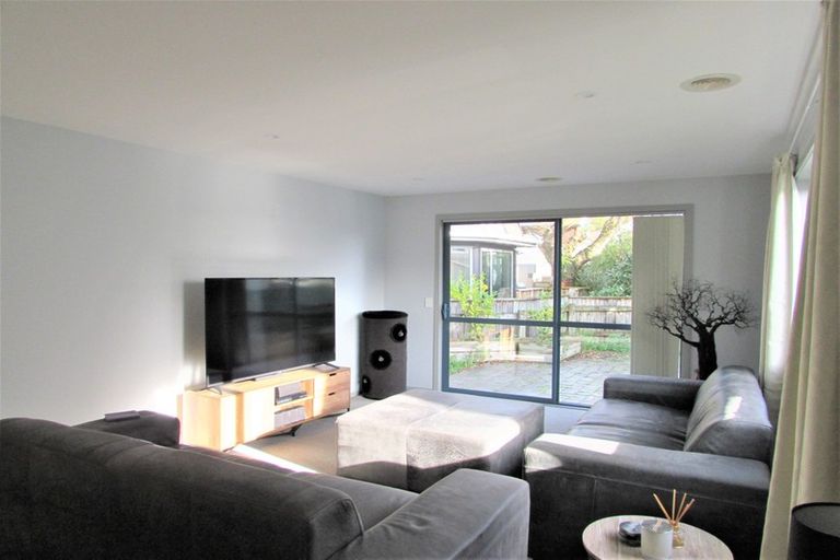 Photo of property in 2/785 High Street, Boulcott, Lower Hutt, 5011