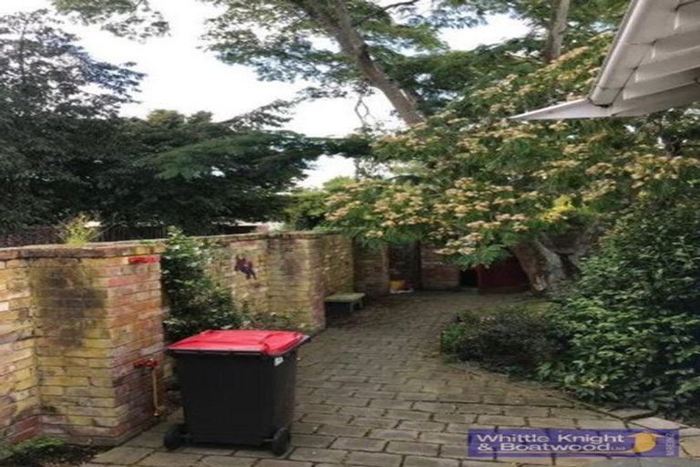 Photo of property in 12 Taylors Avenue, Bryndwr, Christchurch, 8052