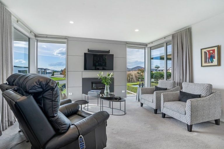 Photo of property in 39 Welsh Road, Winton, 9720