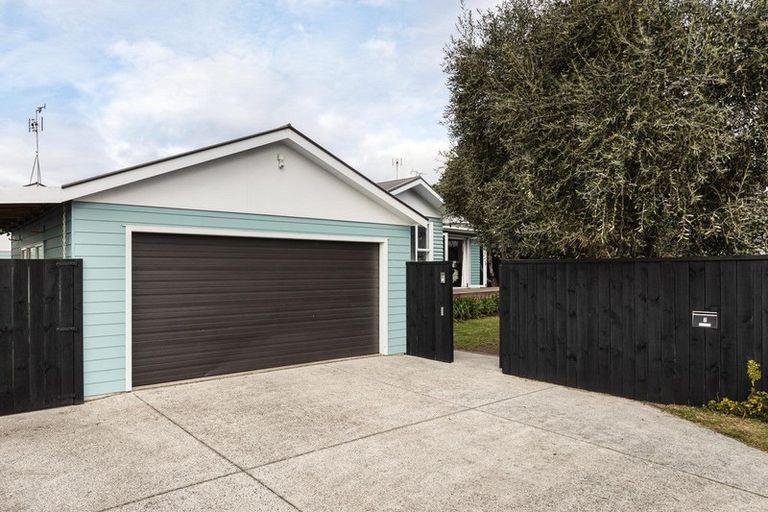 Photo of property in 7 Orkney Road, Mount Maunganui, 3116