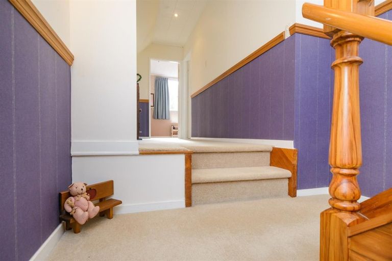 Photo of property in 35 Wanganui Road, Marton, 4710