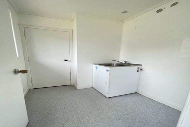 Photo of property in 52a Swanson Road, Henderson, Auckland, 0610