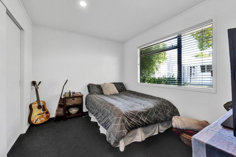 Photo of property in 30a Holsworthy Road, Lower Vogeltown, New Plymouth, 4310