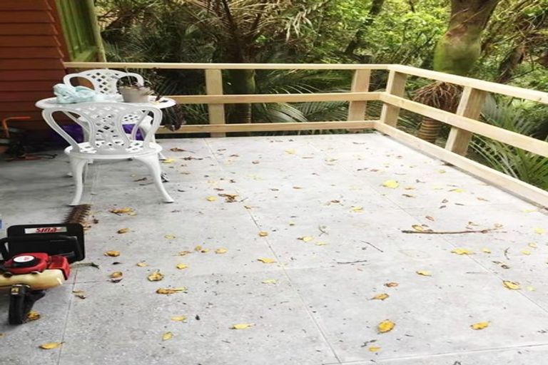 Photo of property in 30 Ocean View Road, Huia, Auckland, 0604