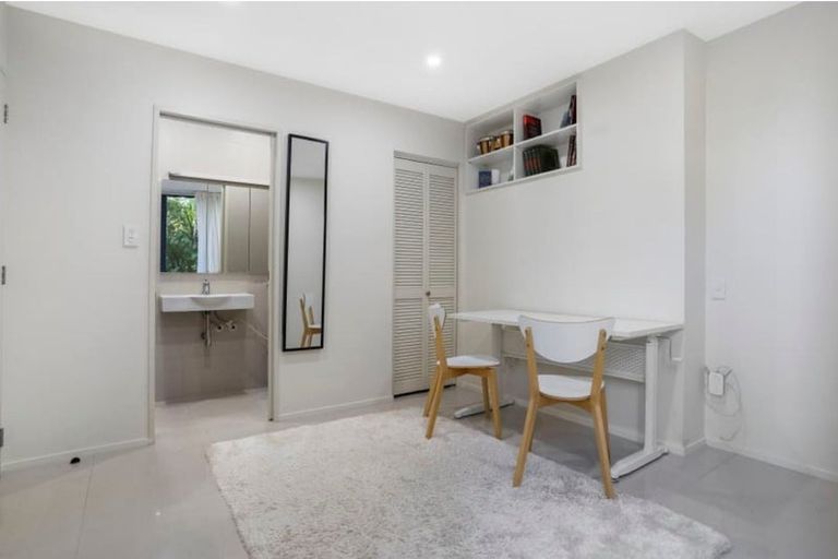 Photo of property in 38 Gilletta Road, Mount Roskill, Auckland, 1041