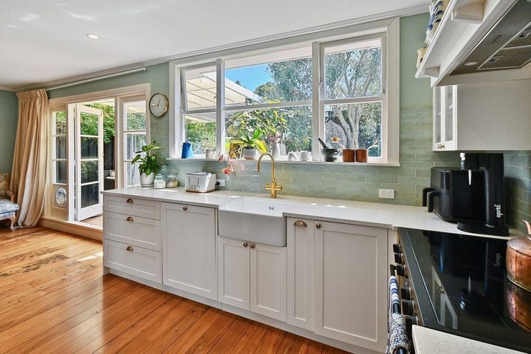 Photo of property in 36 Arthur Road, Hillpark, Auckland, 2102