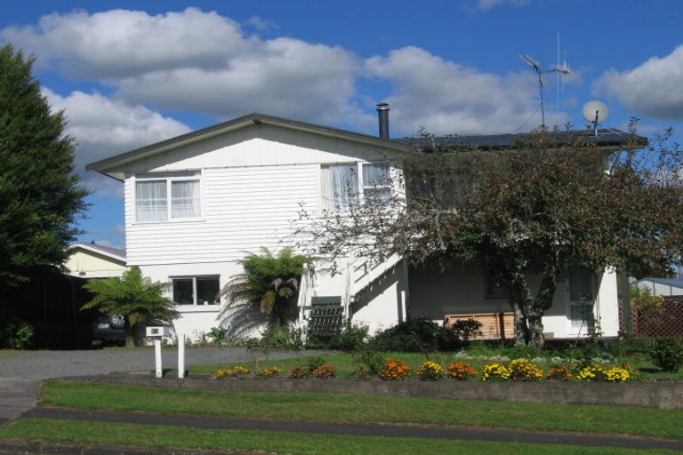 Photo of property in 21 Charles Street, Tokoroa, 3420