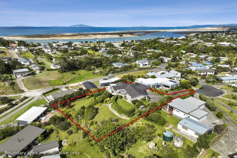 Photo of property in 25 Taranui Place, Mangawhai Heads, Mangawhai, 0505